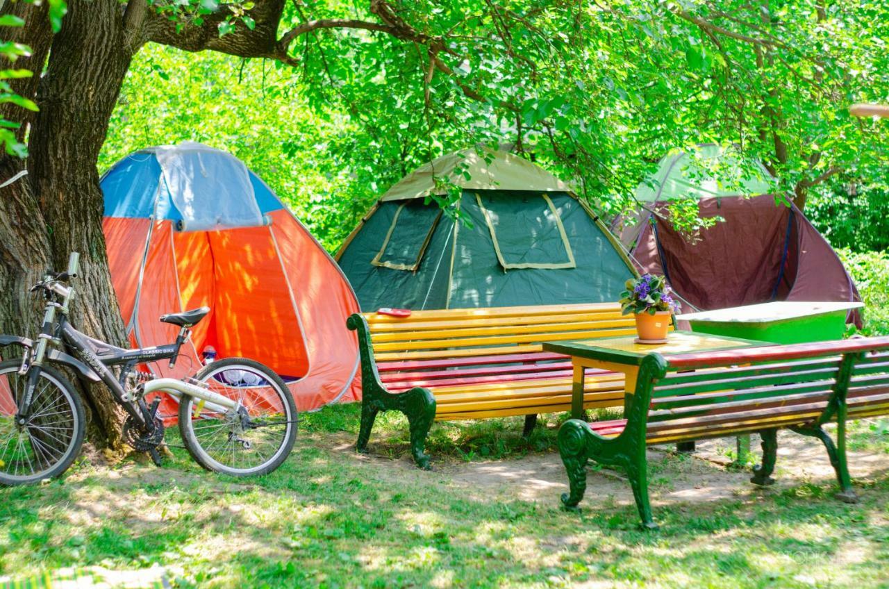 Camp'In Goris Hotel Eksteriør billede